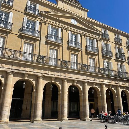 Lauramer Plaza Nueva Билбао Екстериор снимка