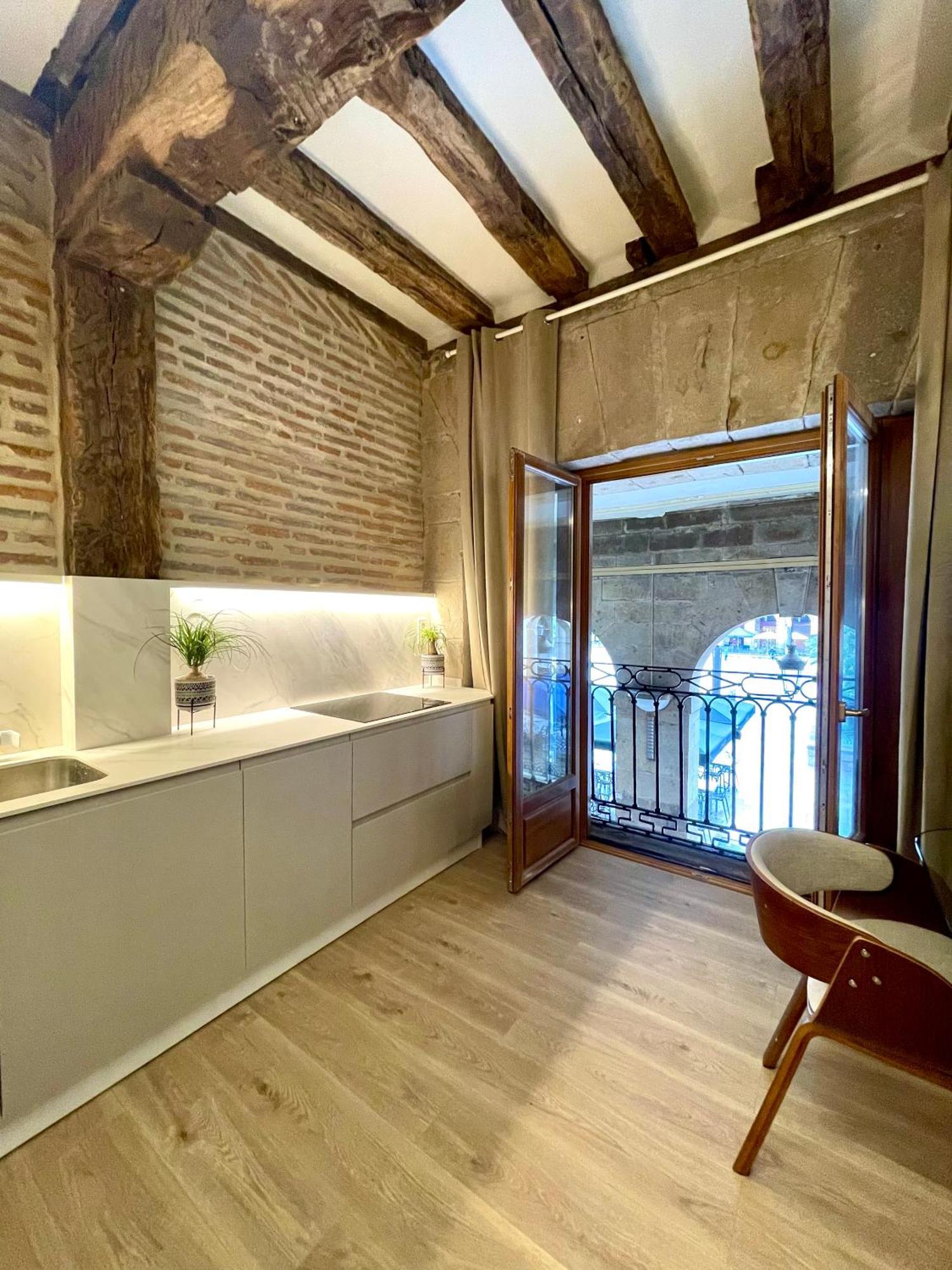 Lauramer Plaza Nueva Билбао Екстериор снимка
