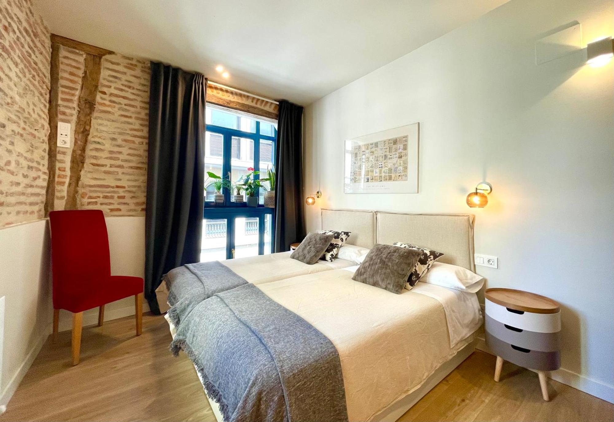 Lauramer Plaza Nueva Билбао Екстериор снимка